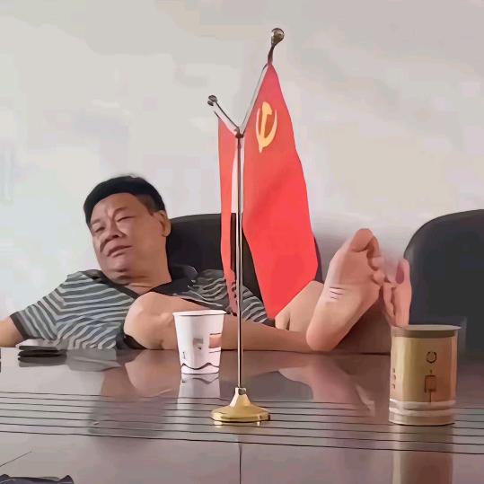 拒绝云南旅游