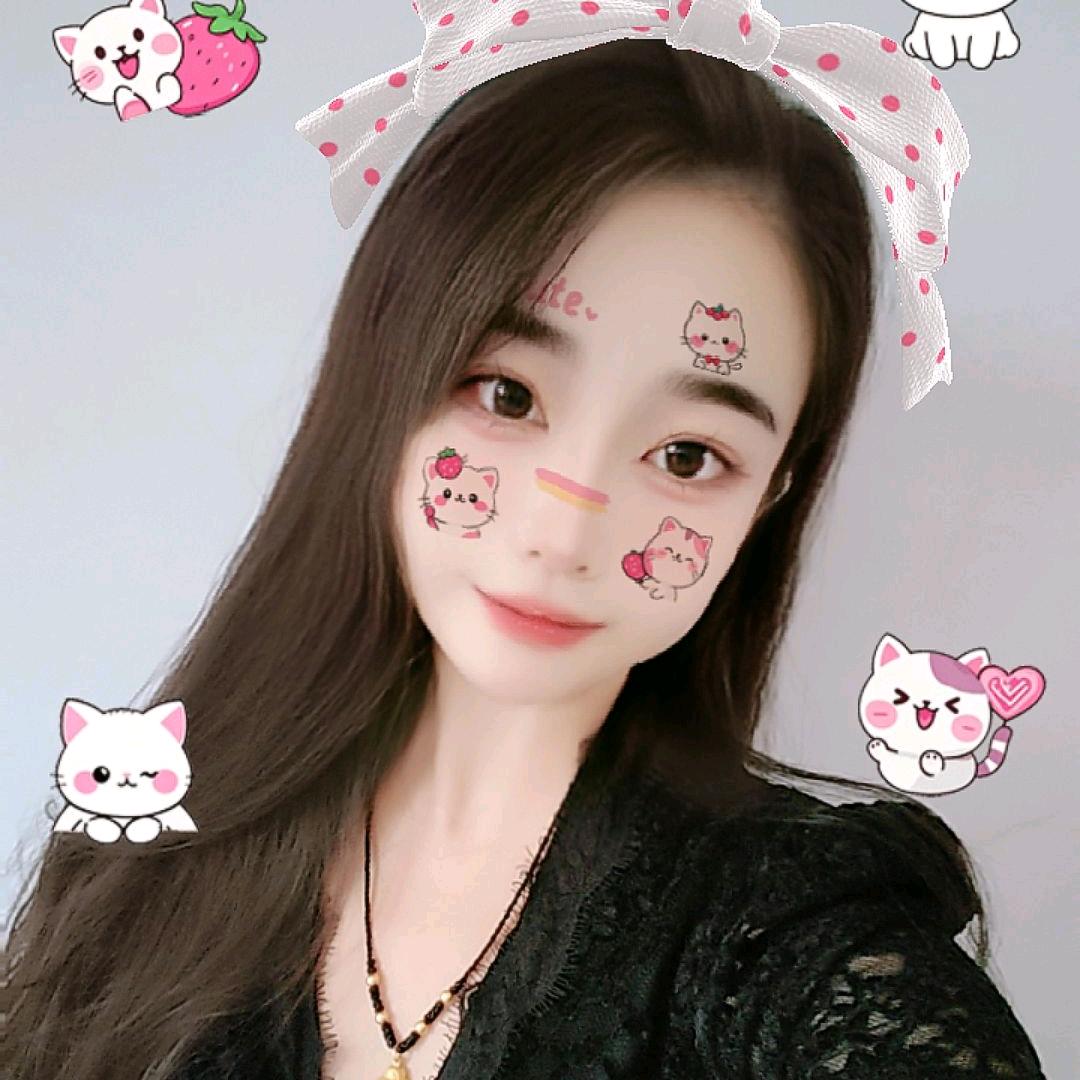 小何的朋友圈⭕️