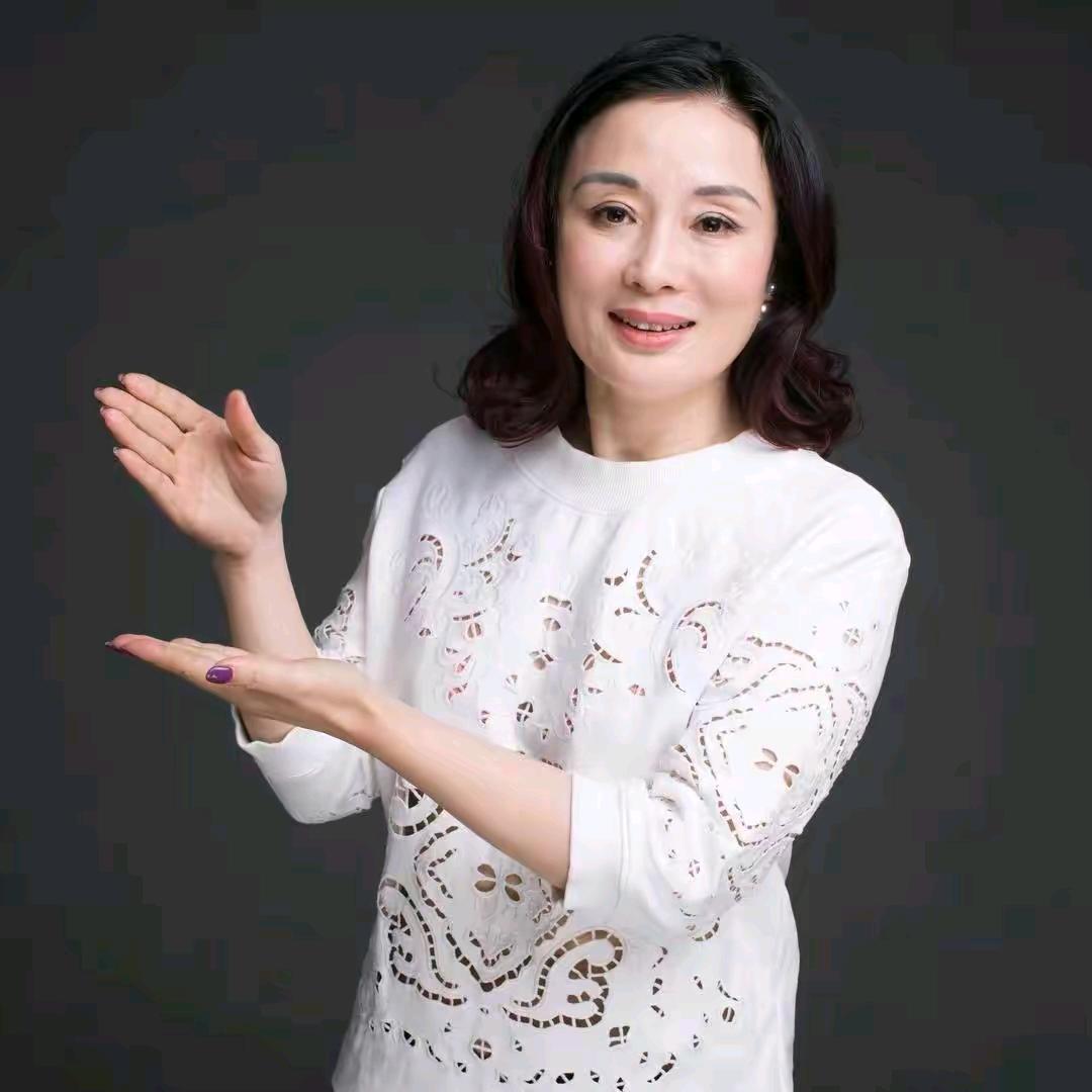 家姐 | 小羽佳家政创始人
