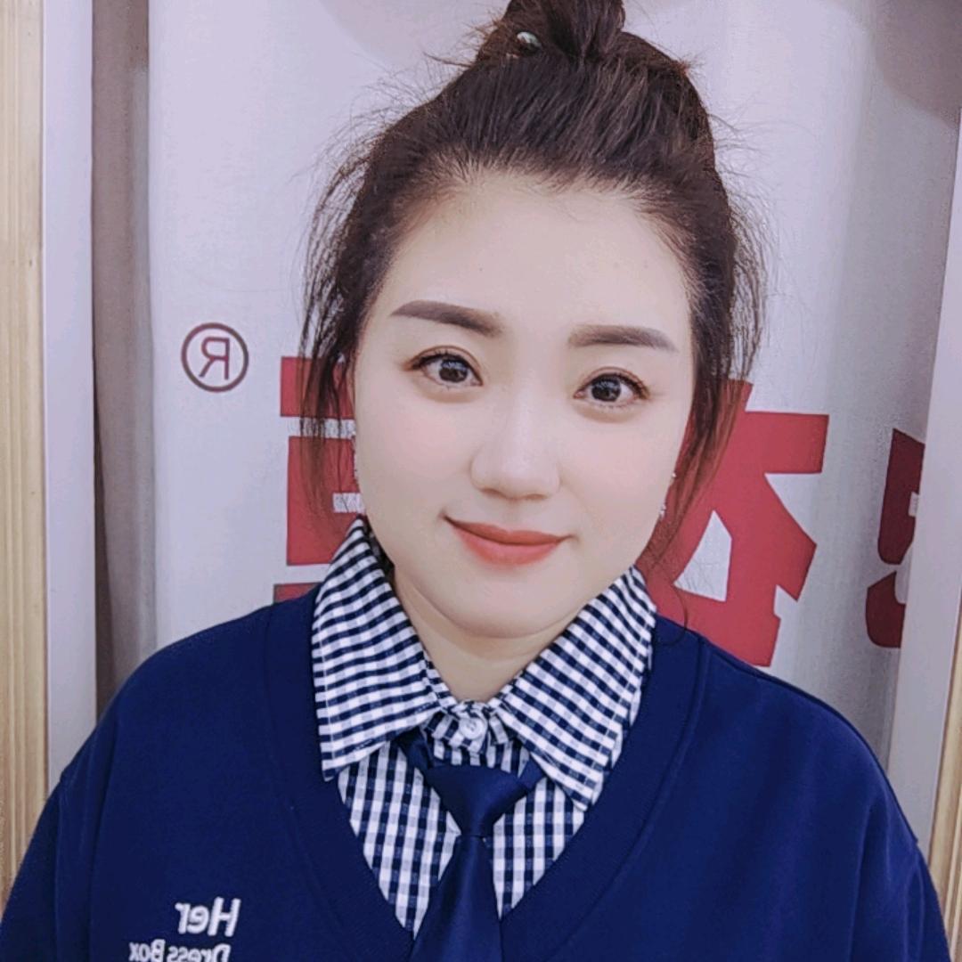 南南｜她衣柜呼兰一中店