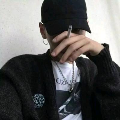 探险者✔啊江