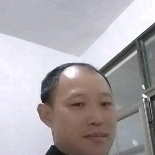 孤灯照明月，王