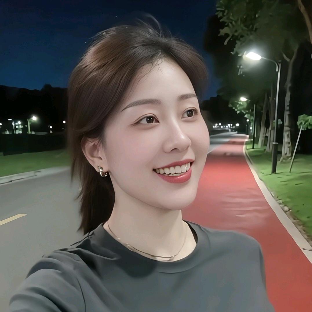 李少霞