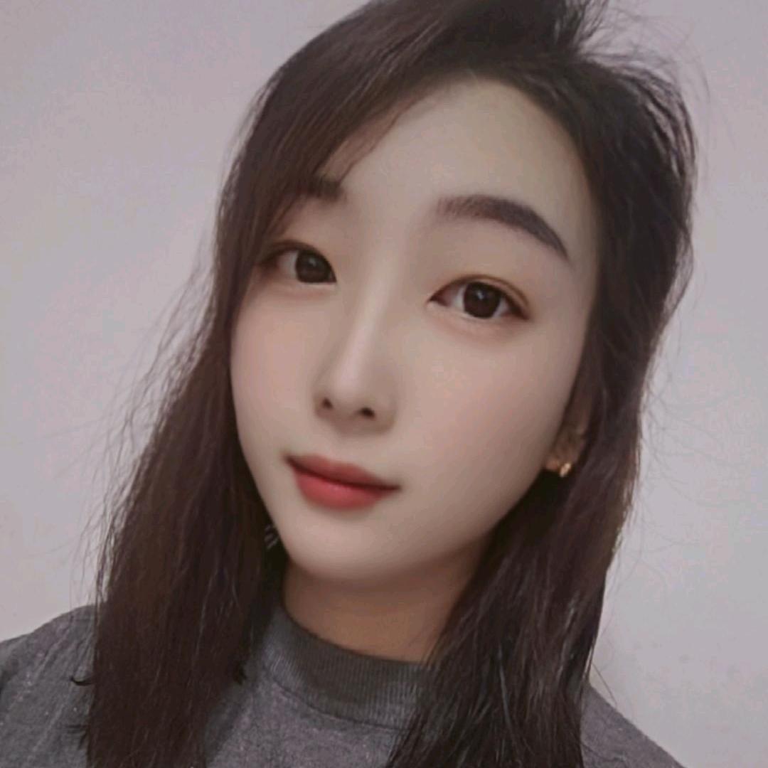 @🥀এ᭄浅笑不语꧔ꦿ᭄: