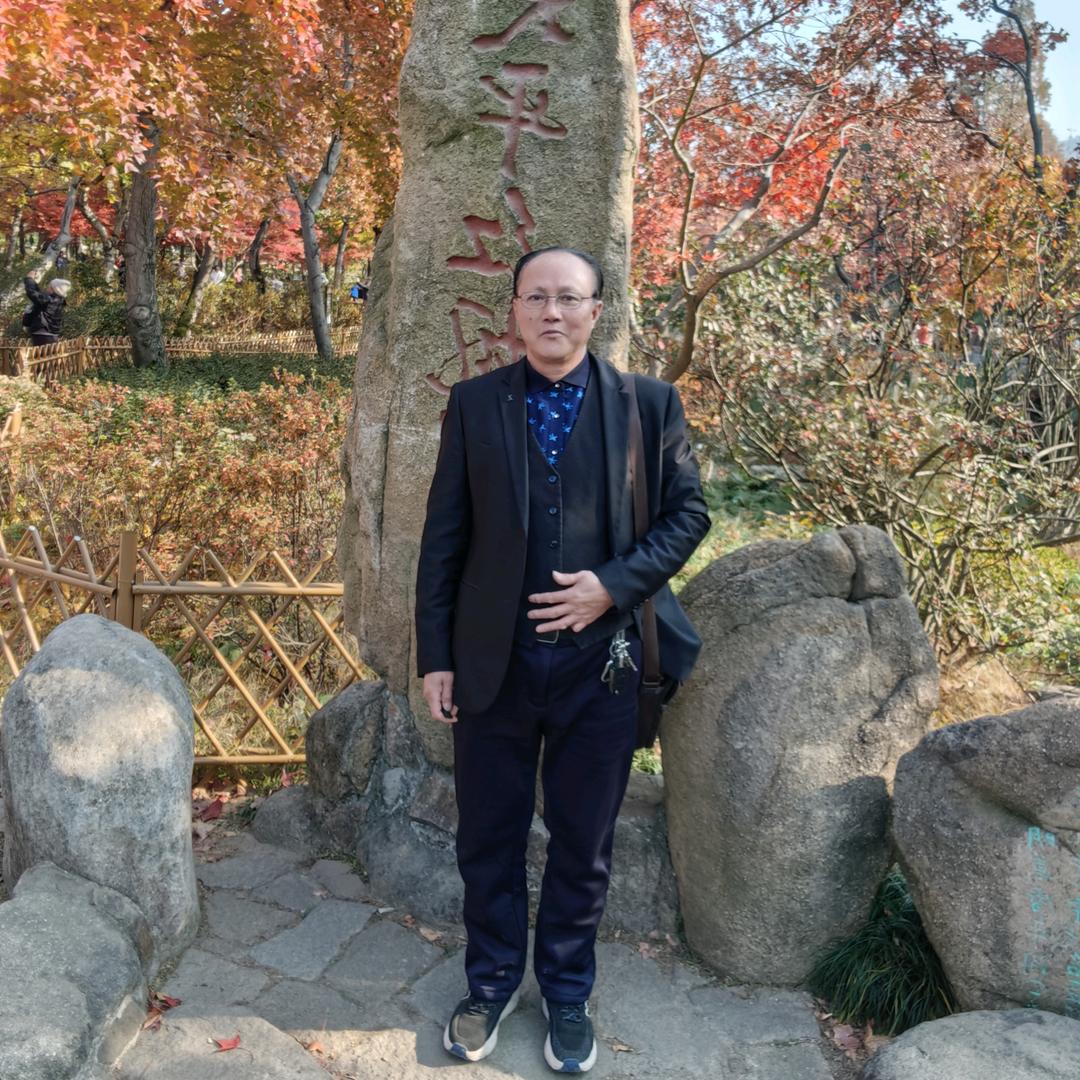 海阔天空我遨游