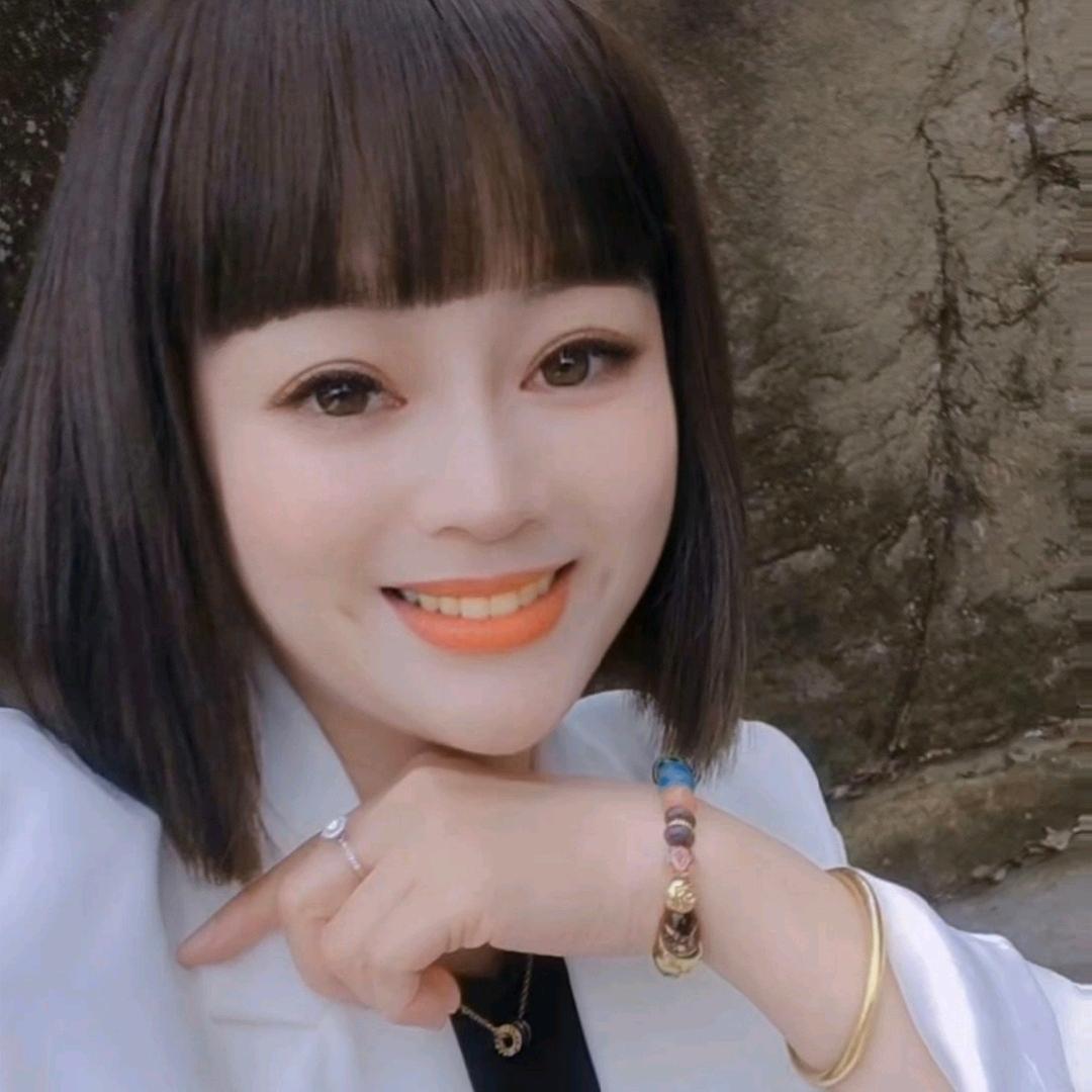 爱思米