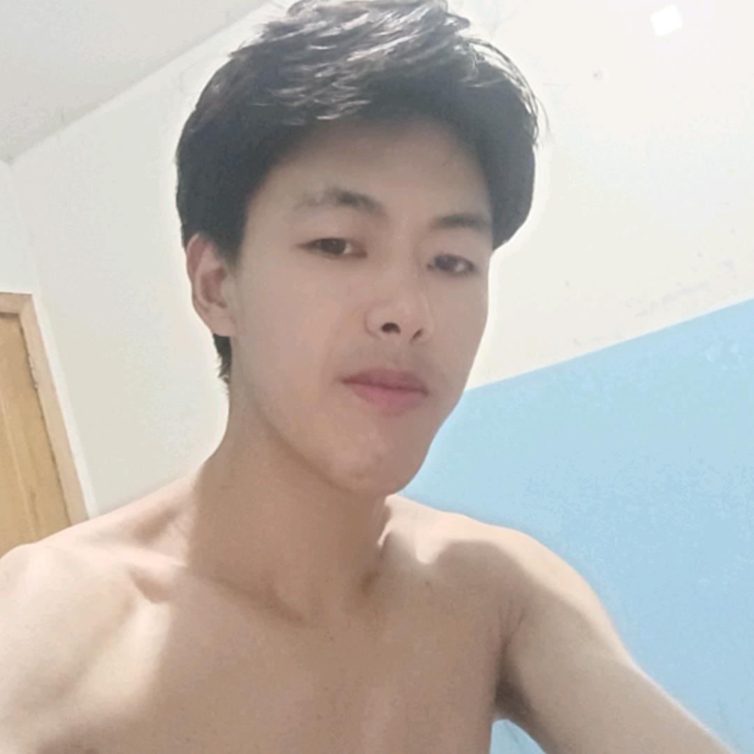 成某