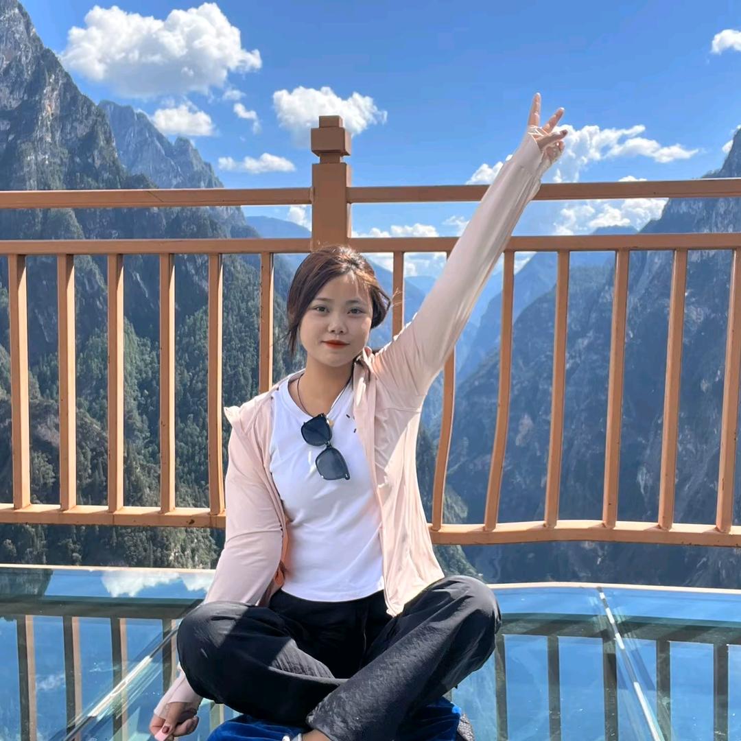 H.💕