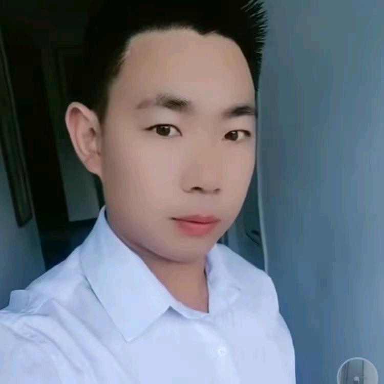 本人单身，寻找一个有缘人。