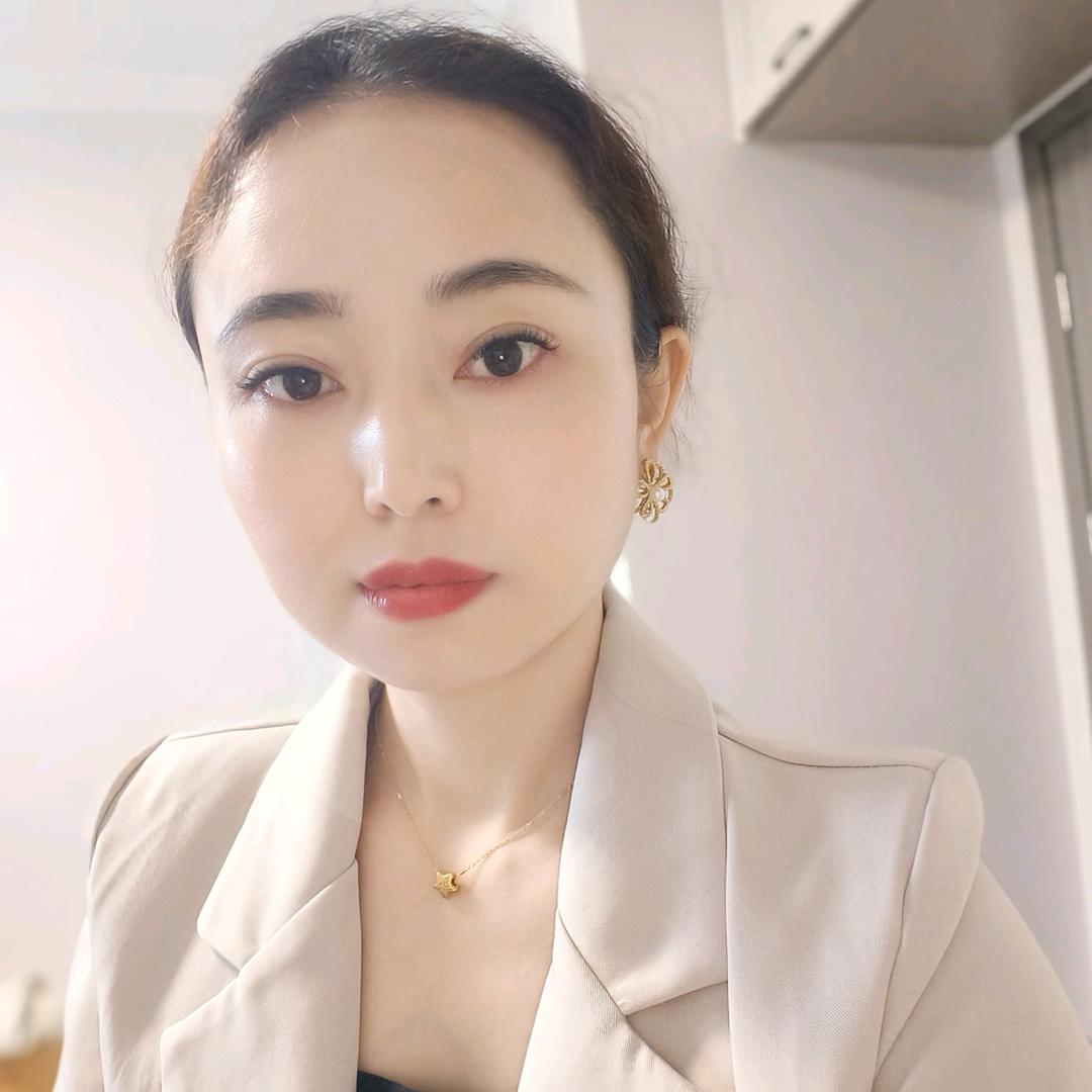 涵美花想【宝韵诗淮滨朝阳街55号亚萍】