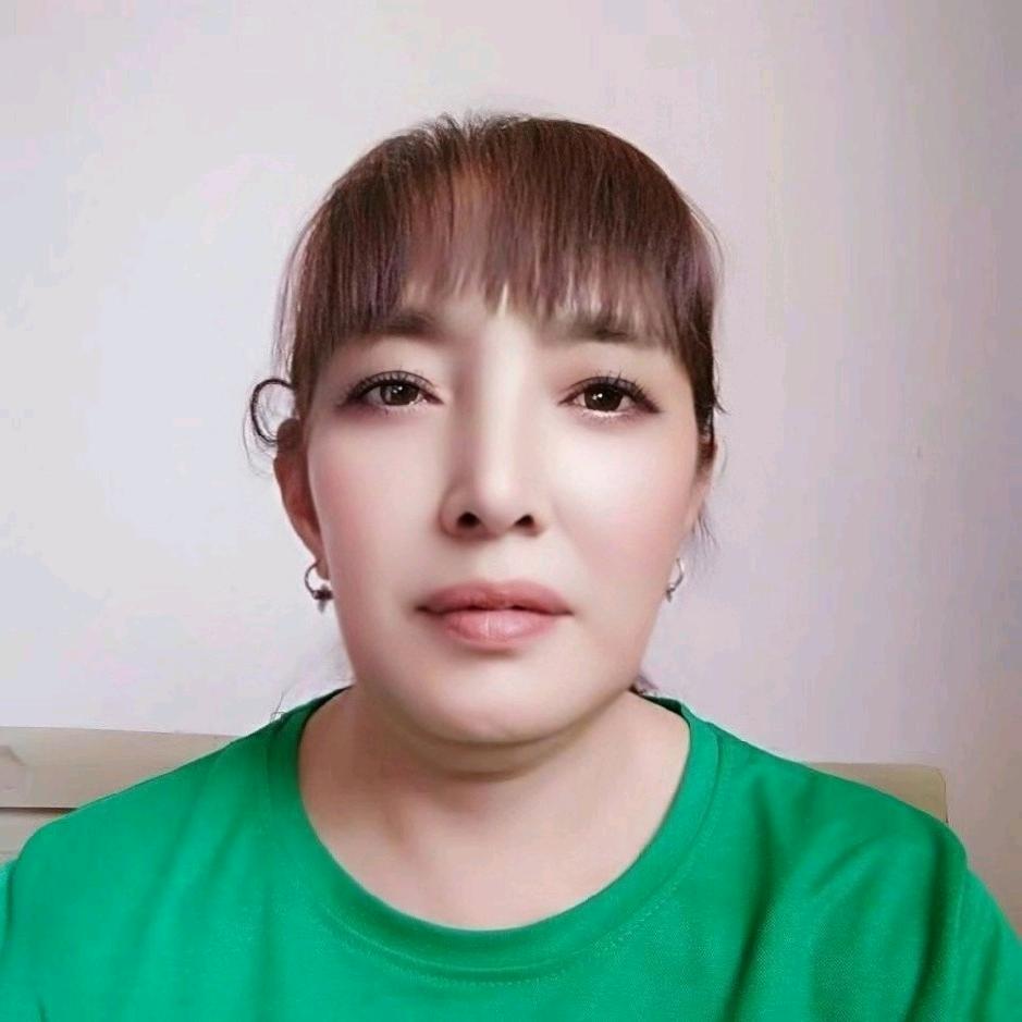 香香，