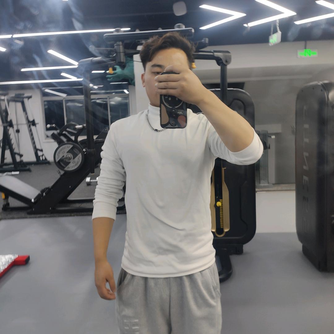 巢湖迈动游泳健身总监 张乐天