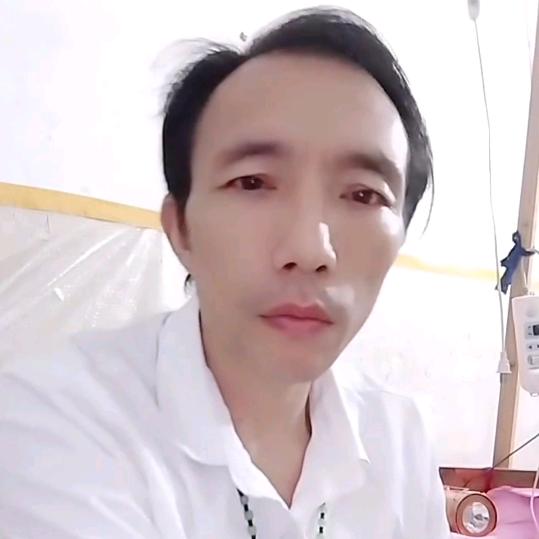 为爱等待才单身🏃