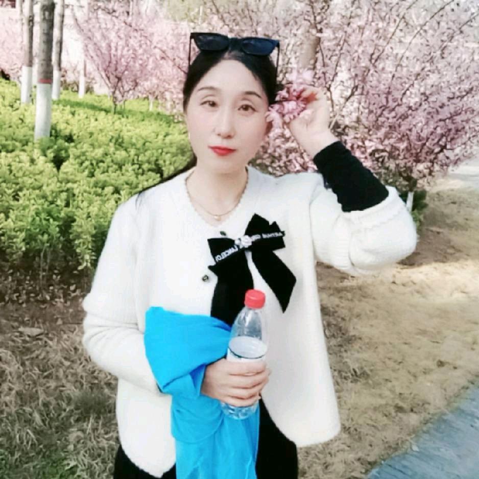 陈姐：晚上10点20分开播