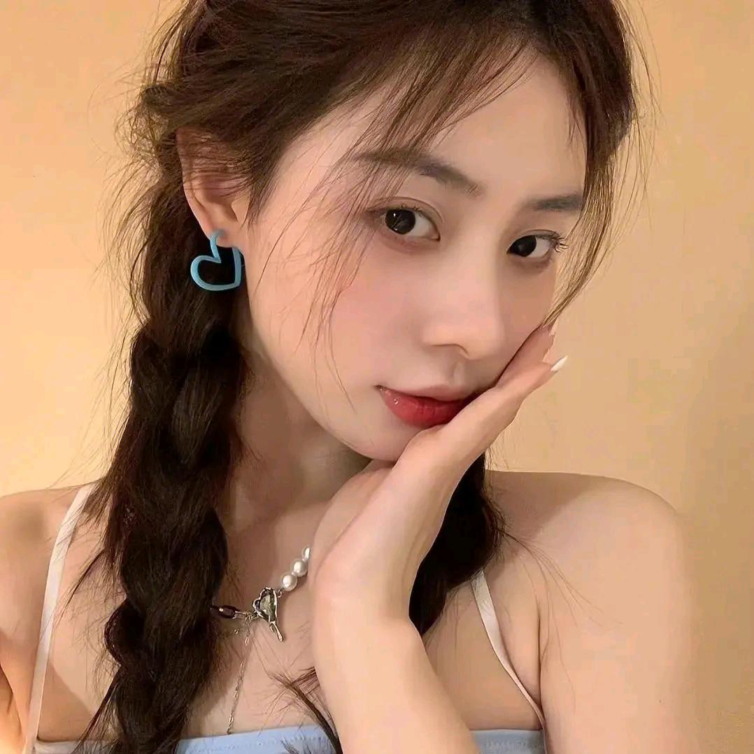 小乔.