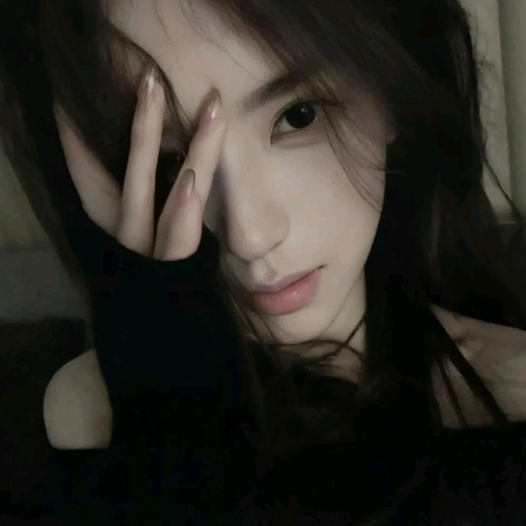 悦^.