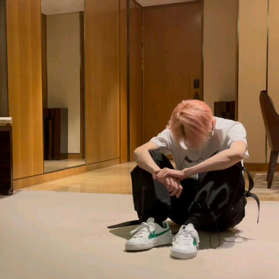 y䤡（11年鸟巢第一次见面）