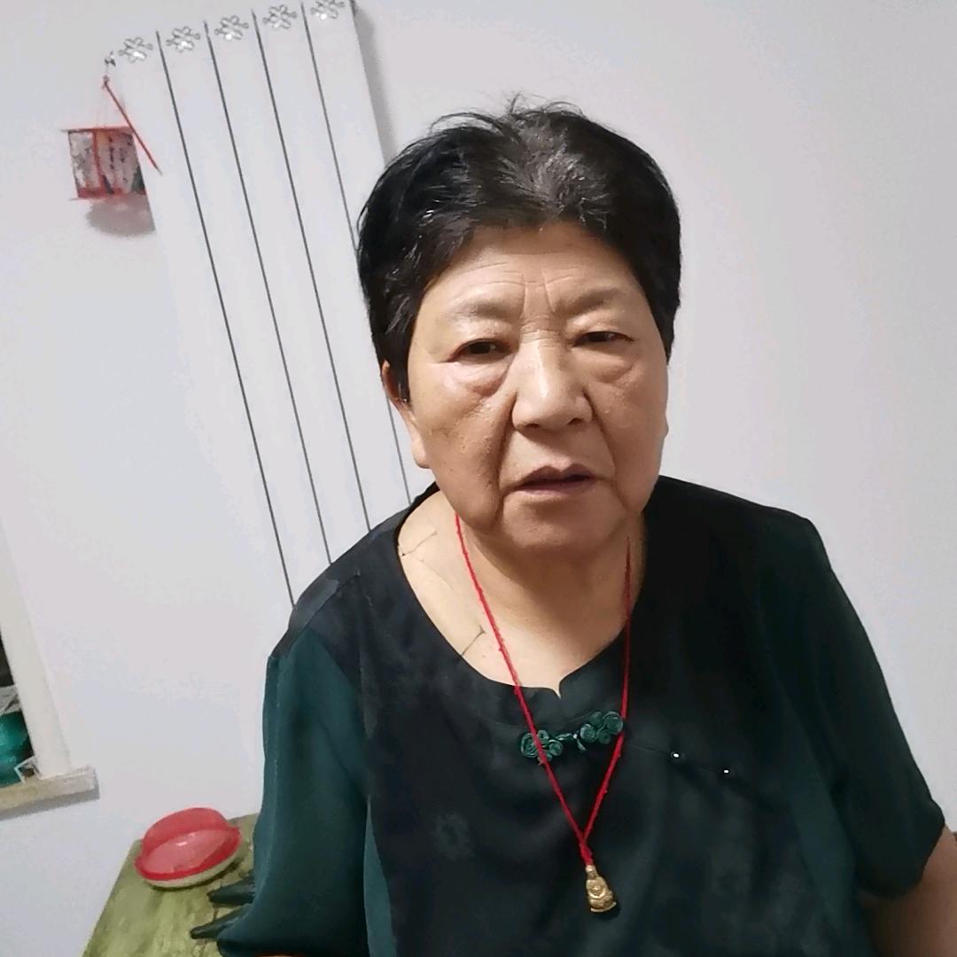 姚女女