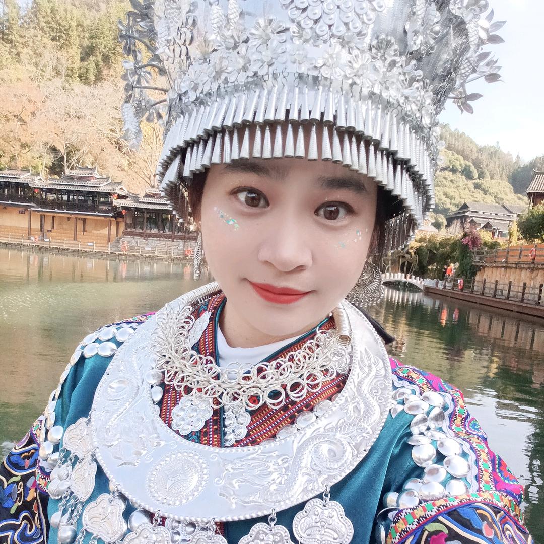 小裙子
