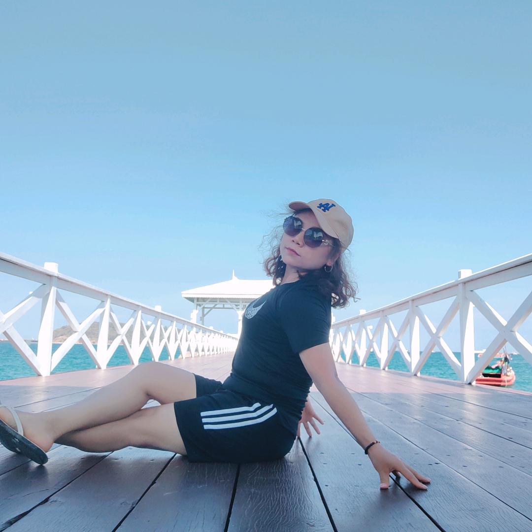 簡愛(⑉°з°)-♡