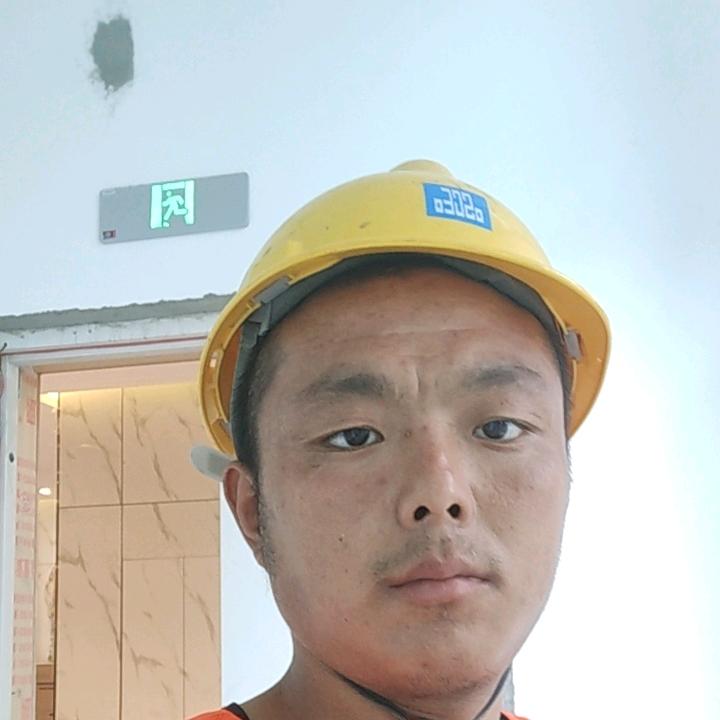 帅气（小伟哥）