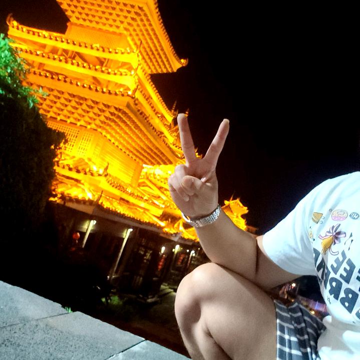 谭浪浪（收售二手车）