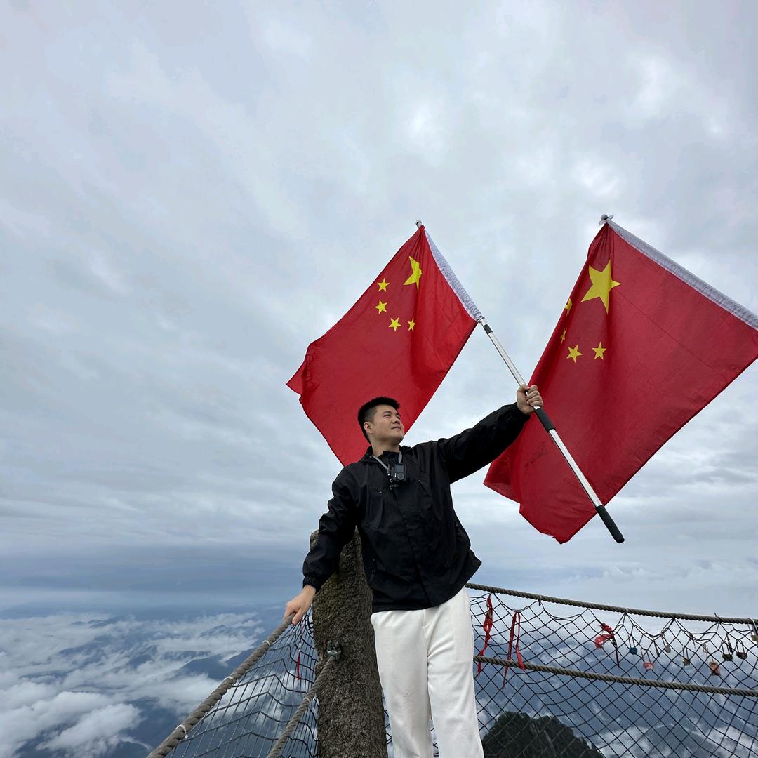 八佰哥