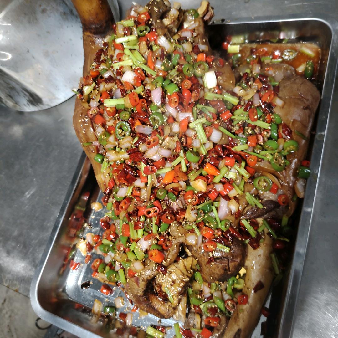 满哥哥牛头宴