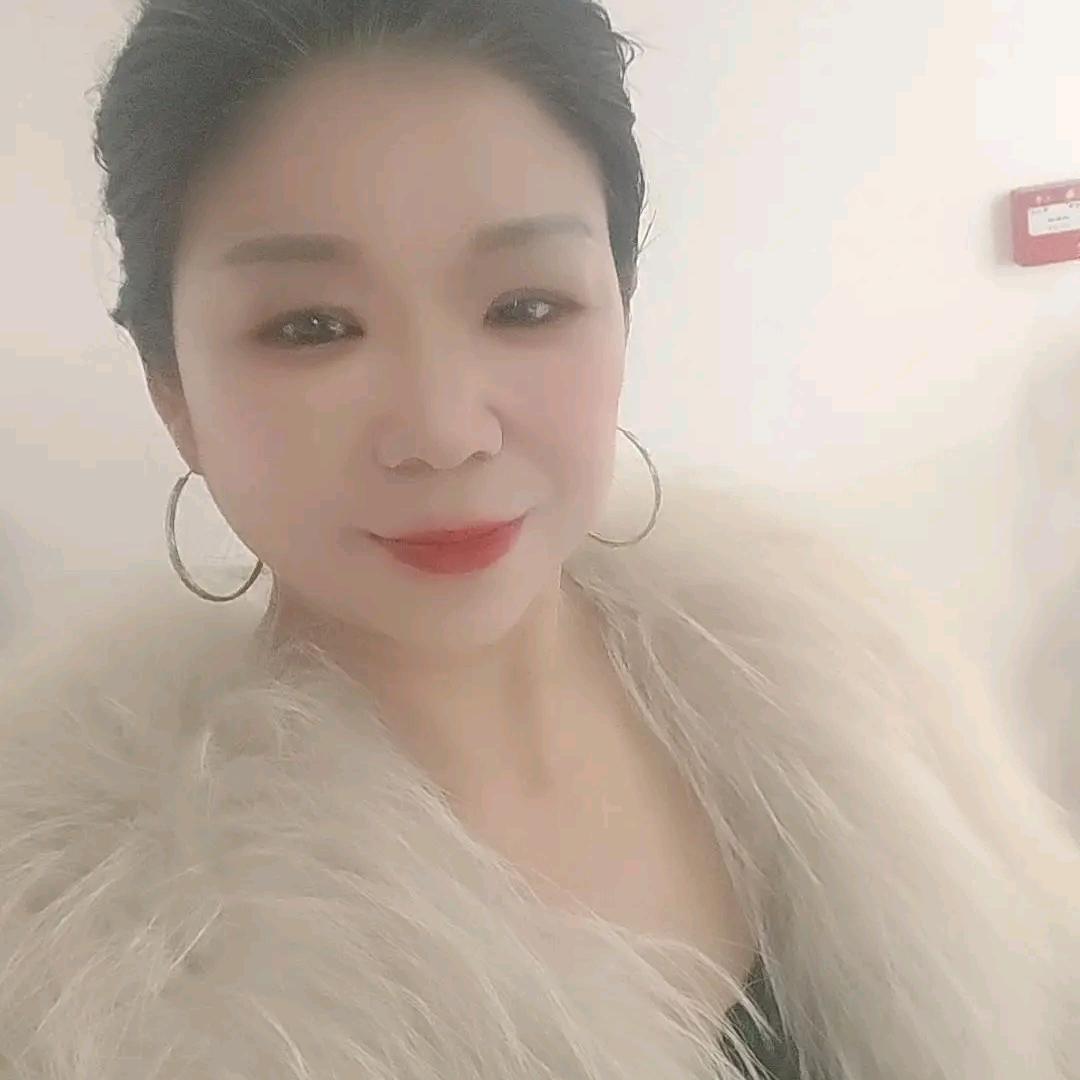爱时尚的女人