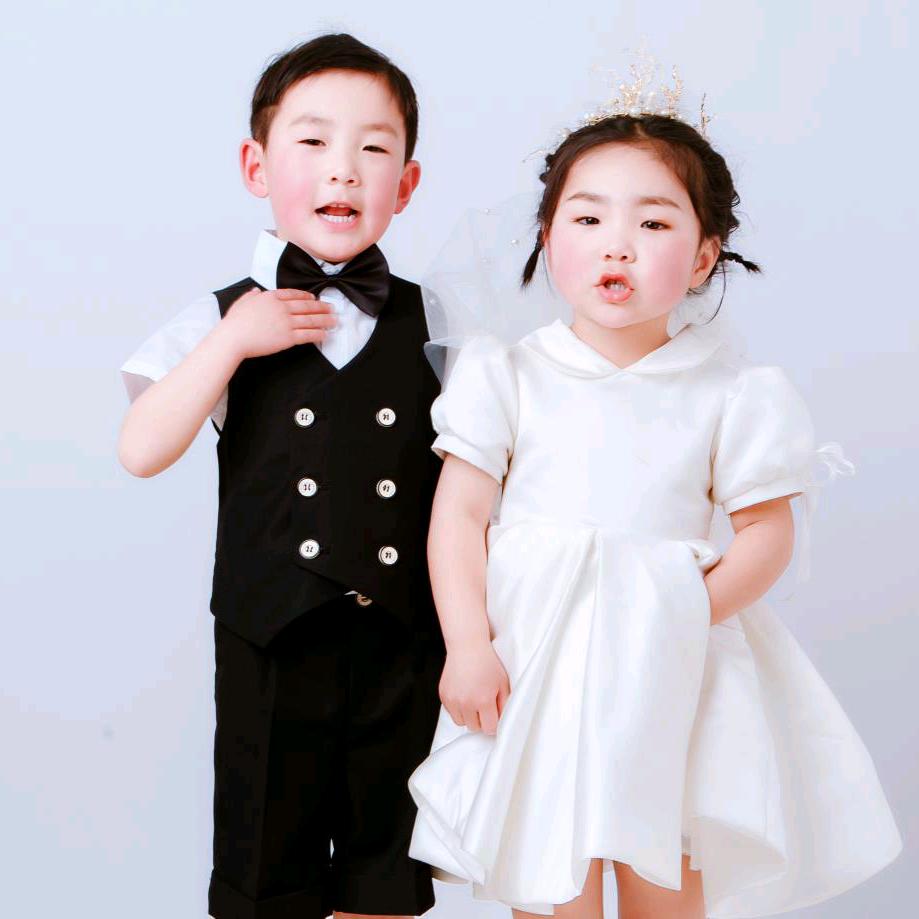 萱萱（家有俩宝)