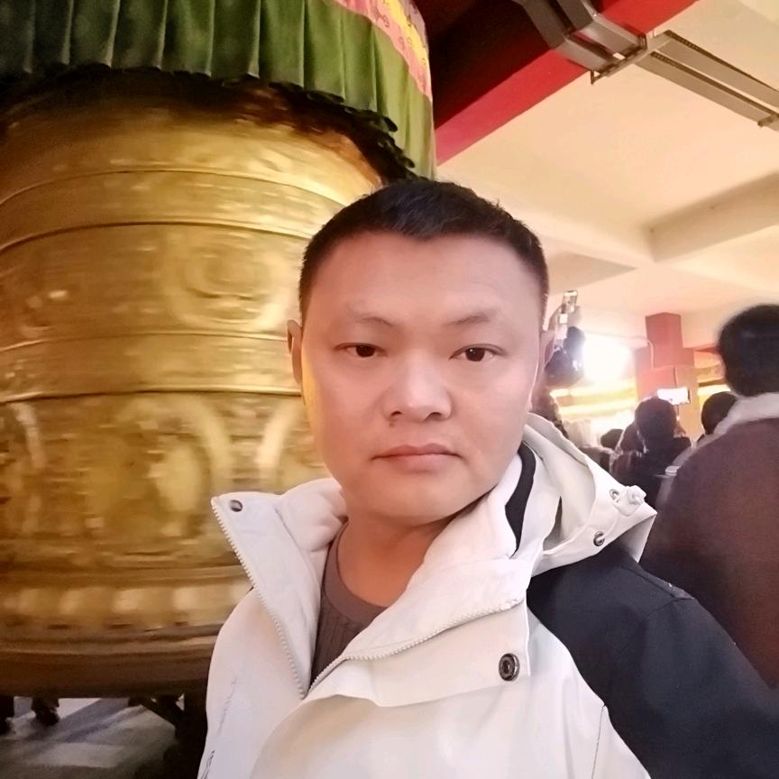 亮
