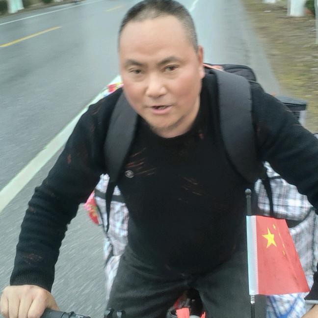 福星骑行（拉萨80后的单身）