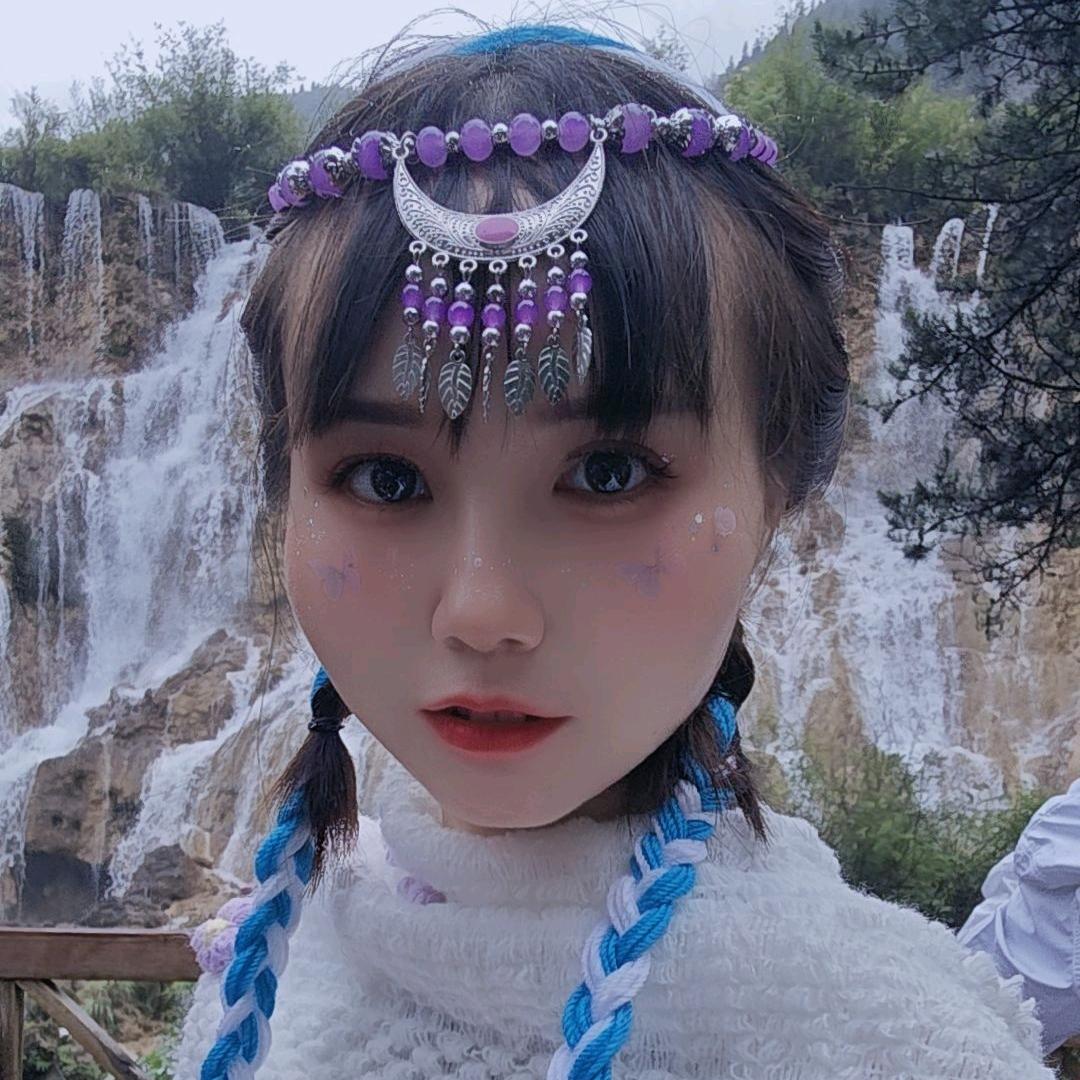 李露露🌸
