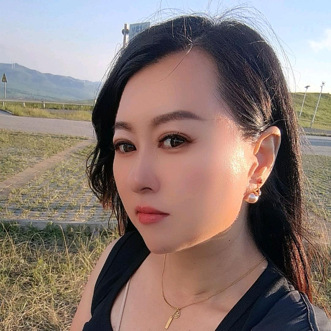 阿丽