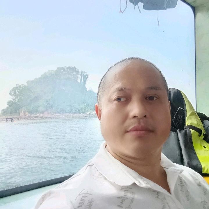 龙行天下