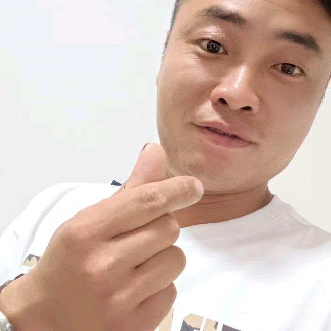 看见尾灯算你赢，明