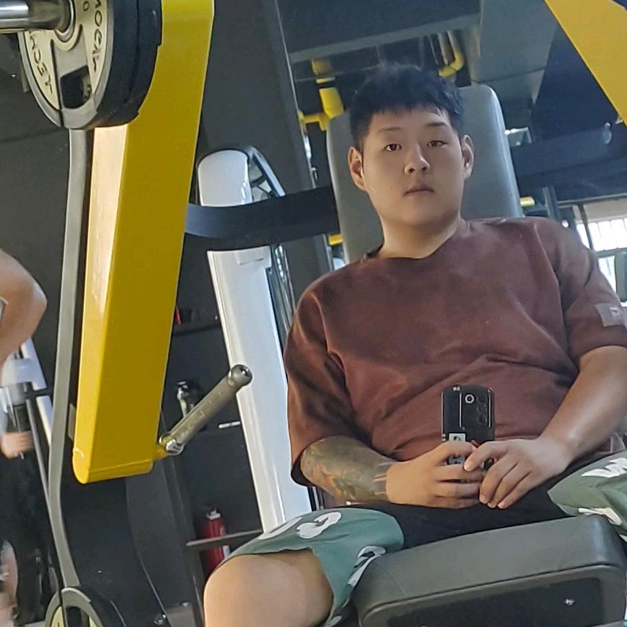 李多金烧烤