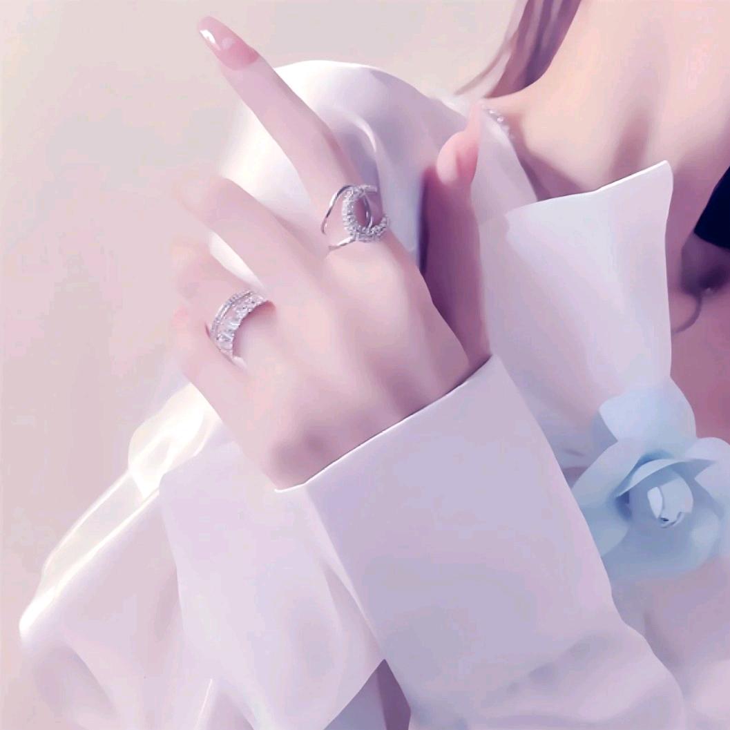 ꦿ💕: Ꭽℯ⃝静💞丫头࿐