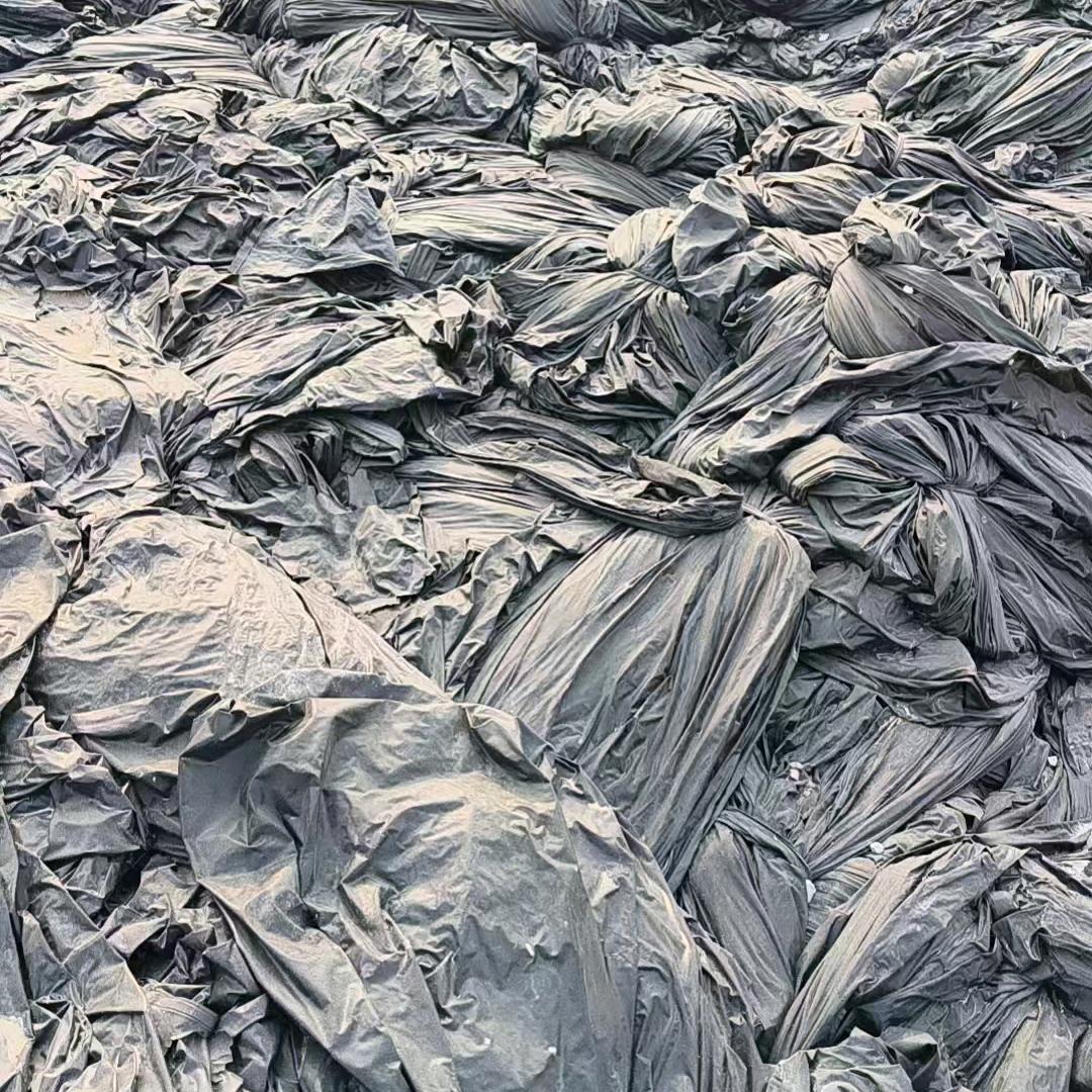 回收盐场塑料布