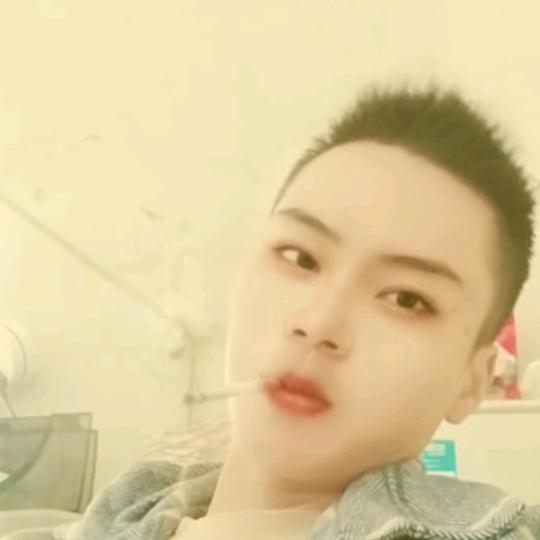 |｡･㉨･)っ♡　Xiao 武