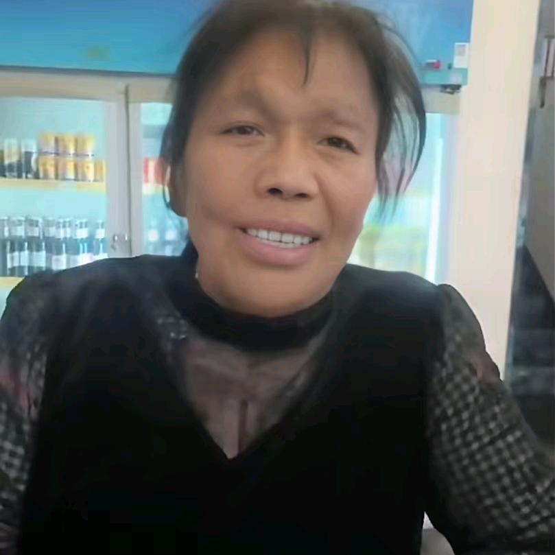 柬埔寨回来的秀娥阿姨