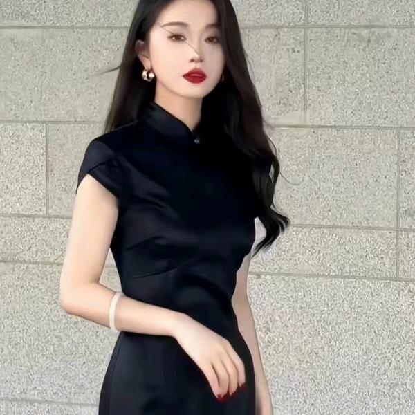 珠珠潮品 橱窗选