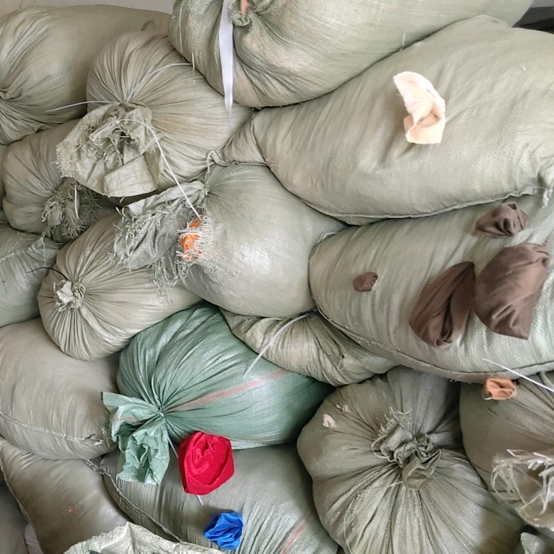 浙江杭州高价收碎布，库存面料
