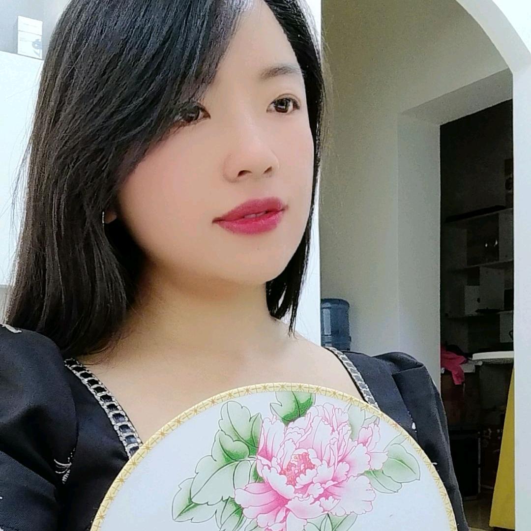 董万亿