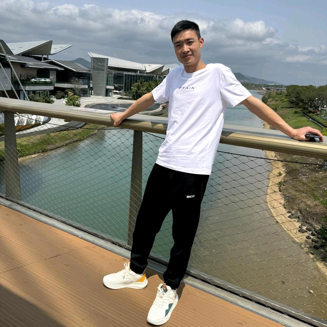 @周周