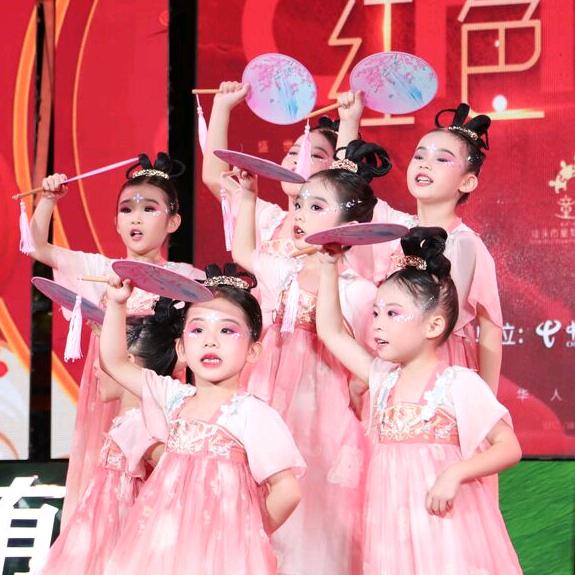 一育天小虹老师