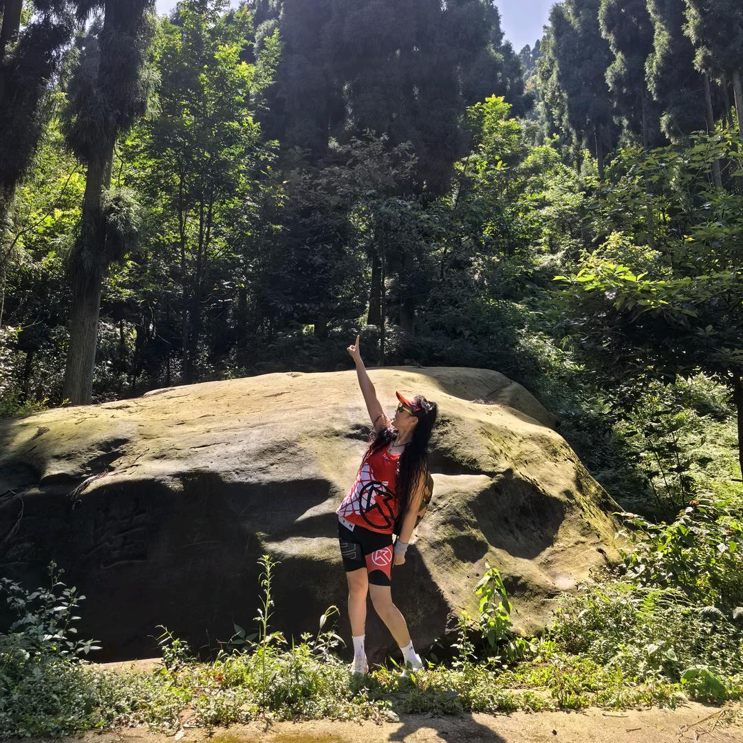 爽朗的笑看人生