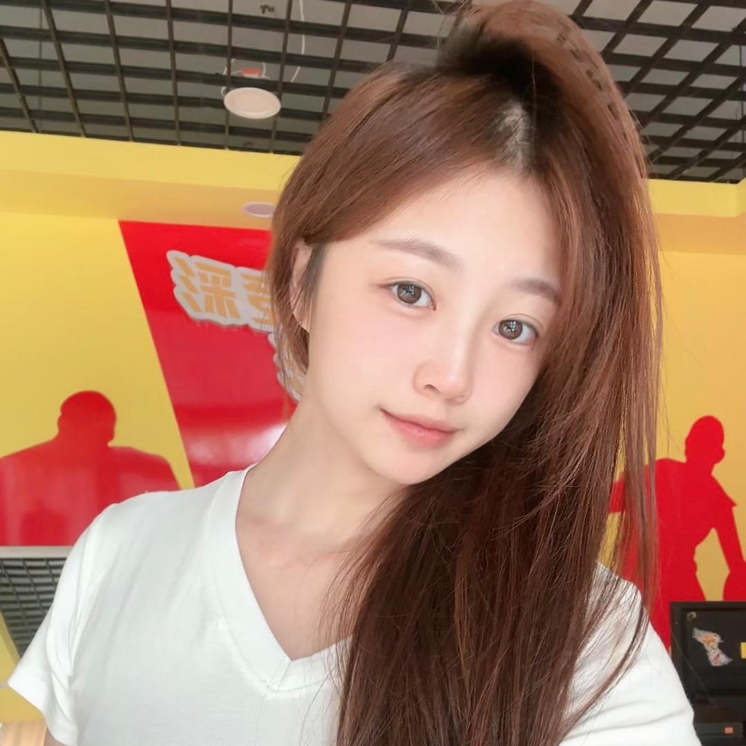 欢欢聊球