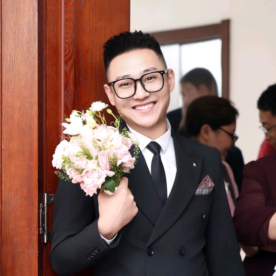我叫李英俊