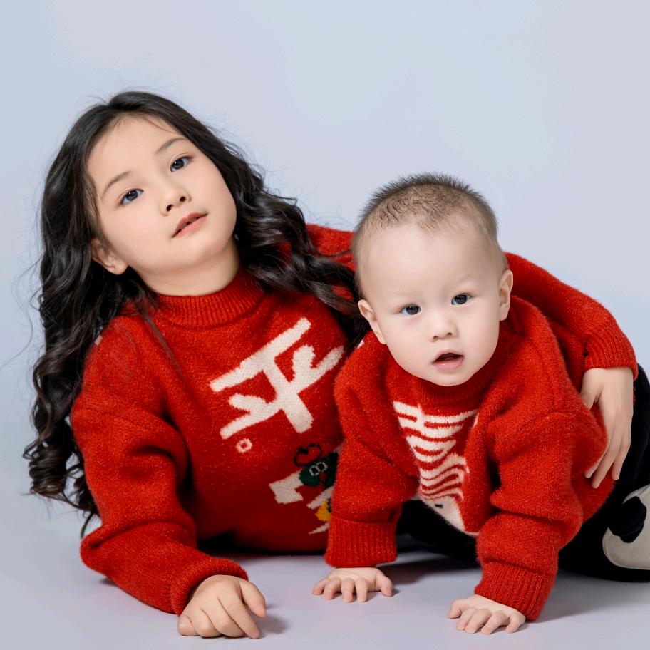 两个宝贝在长大